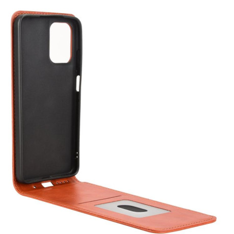 Флип-чехол Vertical Flip Leather Phone Case with Card Slot для Motorola Moto G05 - коричневый
