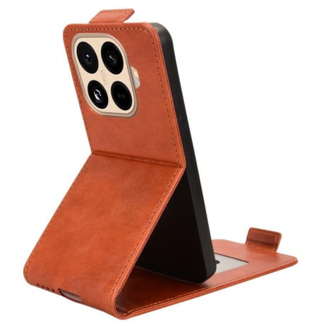 Флип-чехол Magnetic Vertical Flip Leather на Xiaomi 15T Pro 5G - коричневый