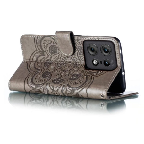 Чехол-книжка Sun Mandala Embossing Pattern для Motorola Edge 50 Pro - серый