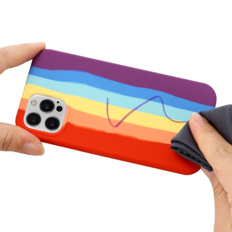 Силіконовий чохол Rainbow Liquid Silicone для iPhone 15 Pro-червоний