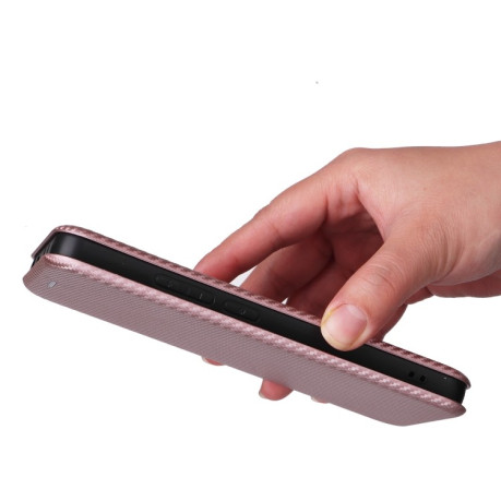 Чехол-книжка Carbon Fiber Texture на Xiaomi Redmi Note 13 4G - розовый