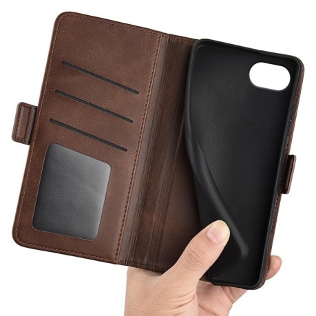 Чехол-книжка Dual-side Magnetic Buckle для iPhone 16e - коричневый