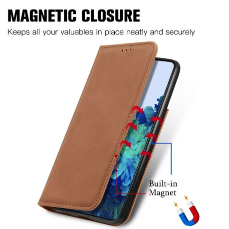 Чехол-книжка Retro Skin Feel Business Magnetic на Samsung Galaxy S22 Plus 5G - коричневый