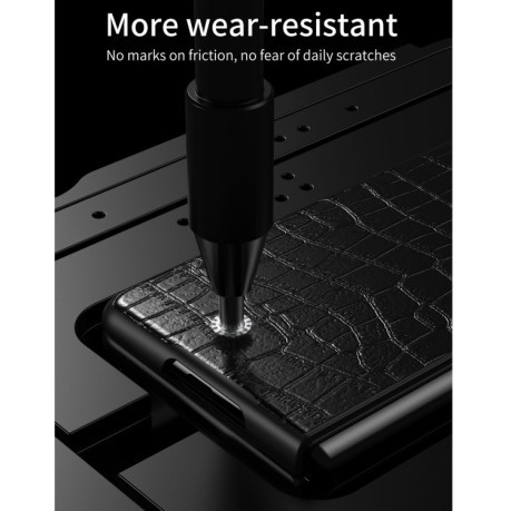 Противоударный чехол Crocodile Texture для Samsung Galaxy Z Fold 3 - красный