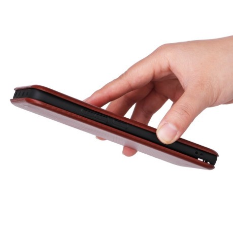 Чехол-книжка Carbon Fiber Texture на Xiaomi 13 Pro - коричневый