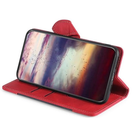 Чехол-книжка с мягким покрытием Skin Feel и магнитной застёжкой на OPPO A5x 5G Global - красный