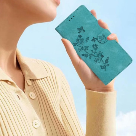 Чехол-книжка Flower Butterfly Embossing для Motorola Edge 50 5G - голубой
