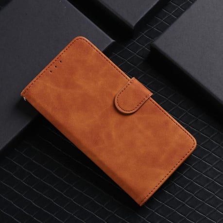 Чехол-книжка в стиле Retro мягкое покрытие Skin Feel деловой дизайн на Xiaomi 15T 5G - коричневый