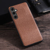 Противоударный чехол Cloth Texture на Samsung Galaxy A35 - коричневый