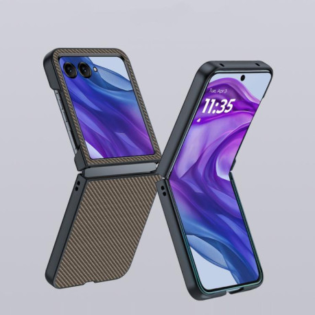 Противоударный чехол Carbon Fiber Texture Printing для Motorola Razr 60 Ultra 5G - желтый