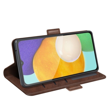 Чехол-книжка Dual-side Magnetic Buckle для Samsung Galaxy A04s/A13 5G - коричневый