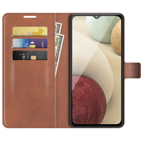 Чехол-книжка Retro Calf Pattern Buckle для Samsung Galaxy M32/A22 4G - коричневый