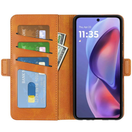 Чехол-книжка Dual-side Magnetic Buckle для Motorola Moto E15 - желтый