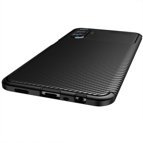 Ударозащитный чехол HMC Carbon Fiber Texture на Samsung Galaxy A04s/A13 5G - черный