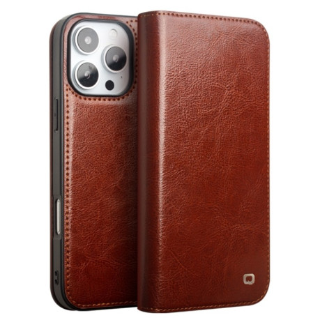 Кожаный чехол-книжка QIALINO Classic Genuine Leather для iPhone 16 Pro - коричневый